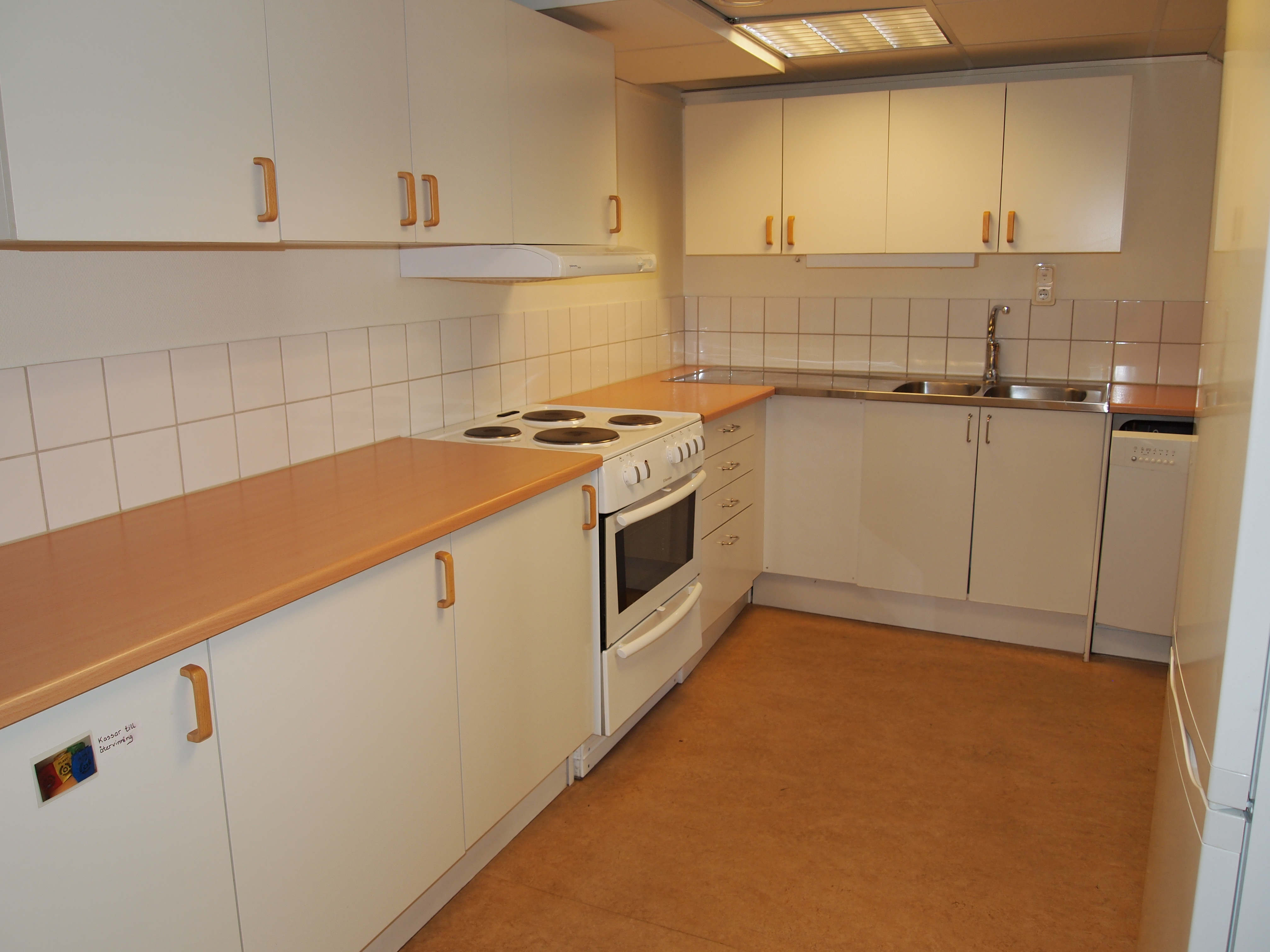 Kontor med restaurangmöjlighet i Surte – Göteborgsvägen 93A bild 3