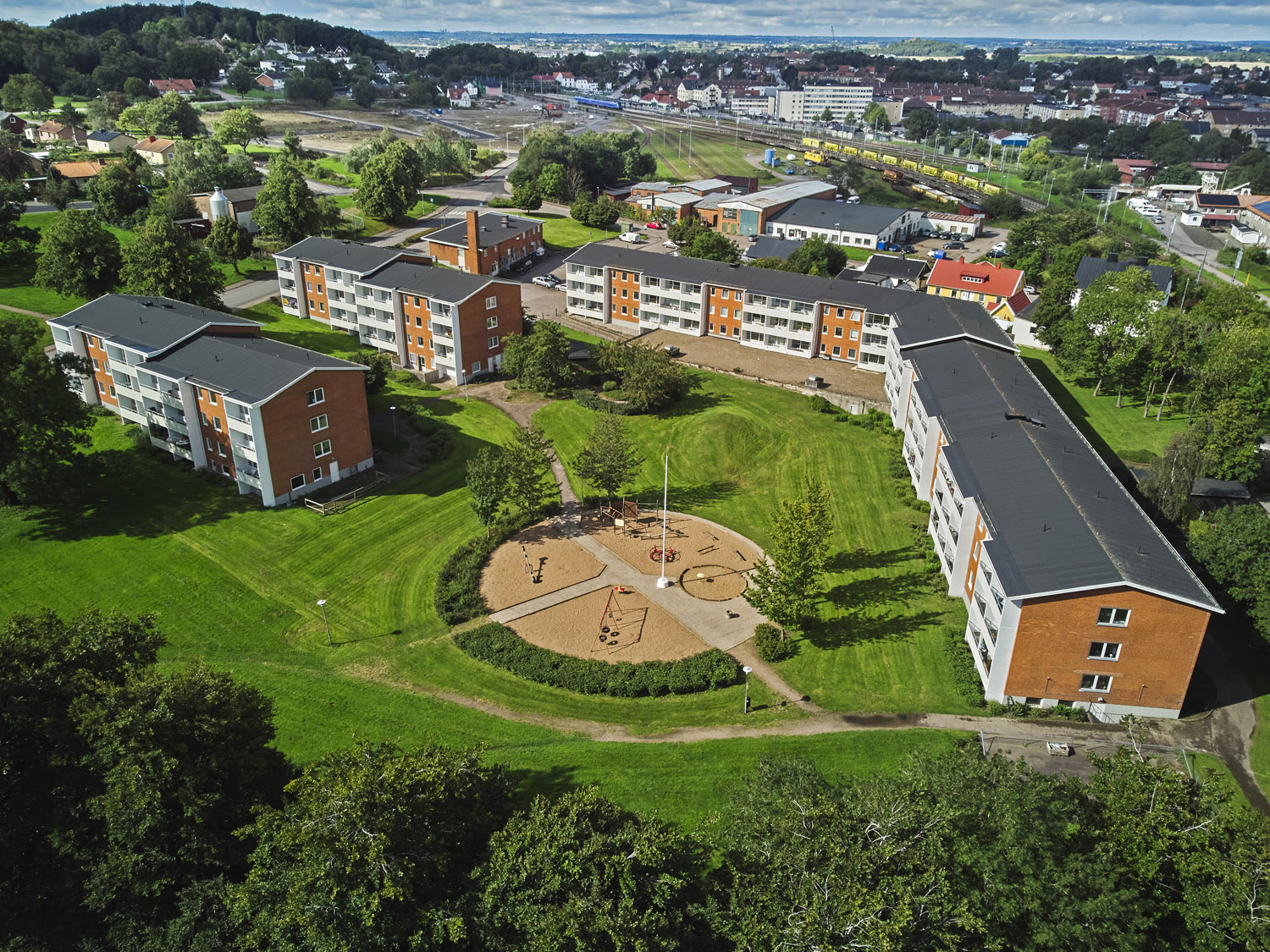 Kontor i grönskande område – Östergatan 16N, Åstorp bild 2