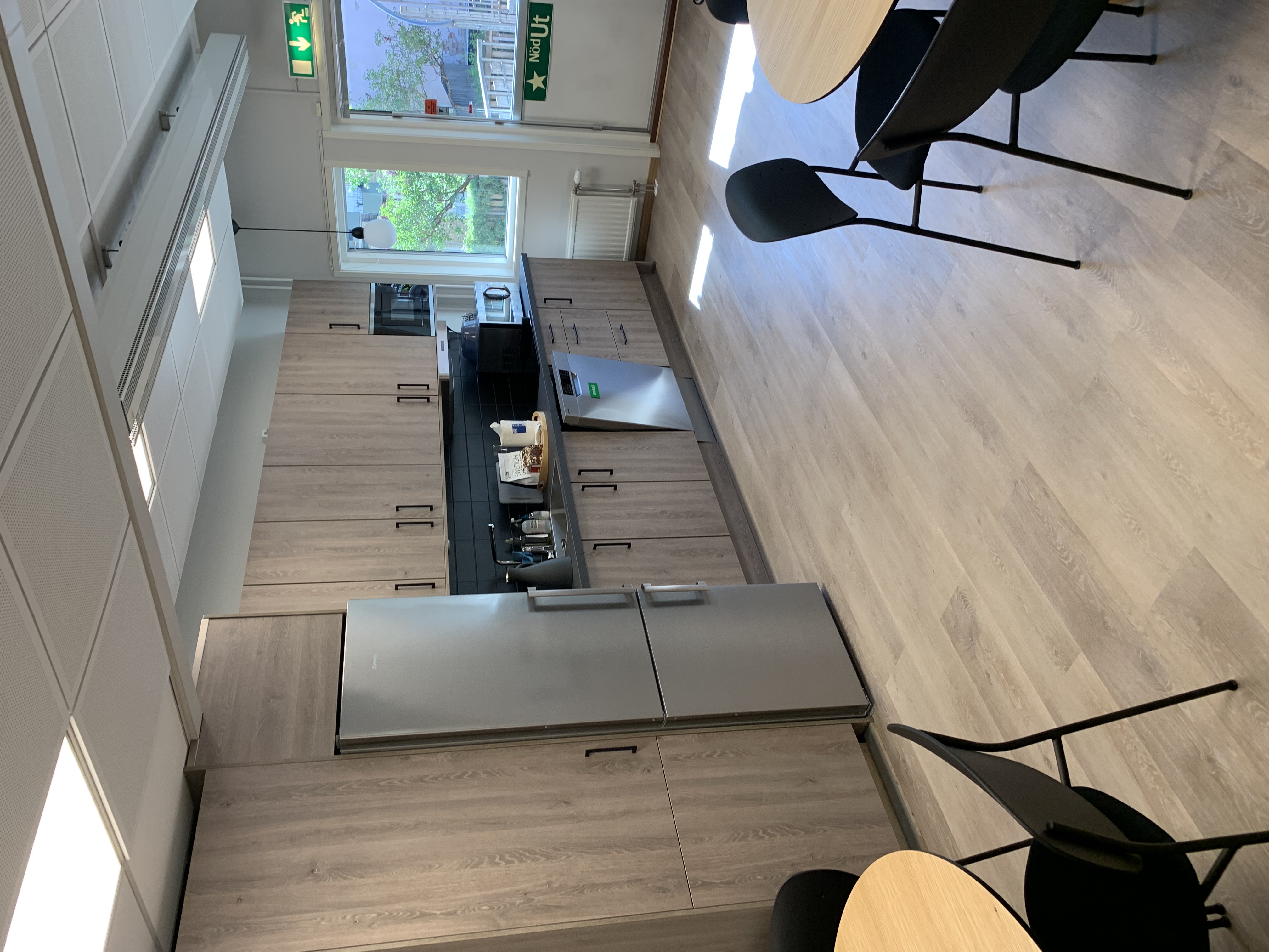 Kontor i nyrenoverad lokal i centrala Trollhättan – Föreningsgatan 10B bild 2