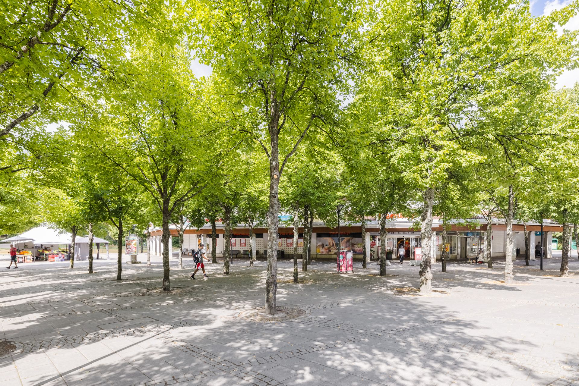 Vårdverksamhet 1 556 kvm i Rissne Centrum – Rissne torg 1 bild 2