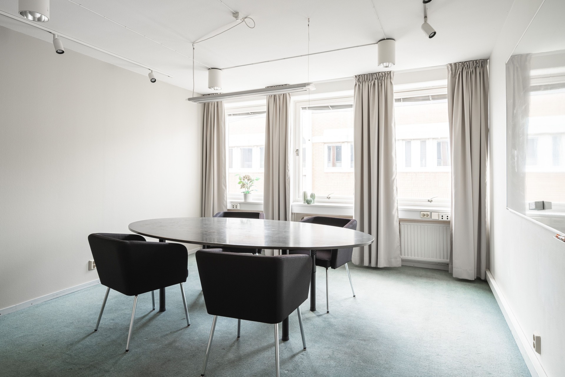 Eget kontorsrum 19 kvm i Malmö – Kalendegatan 18 bild 3