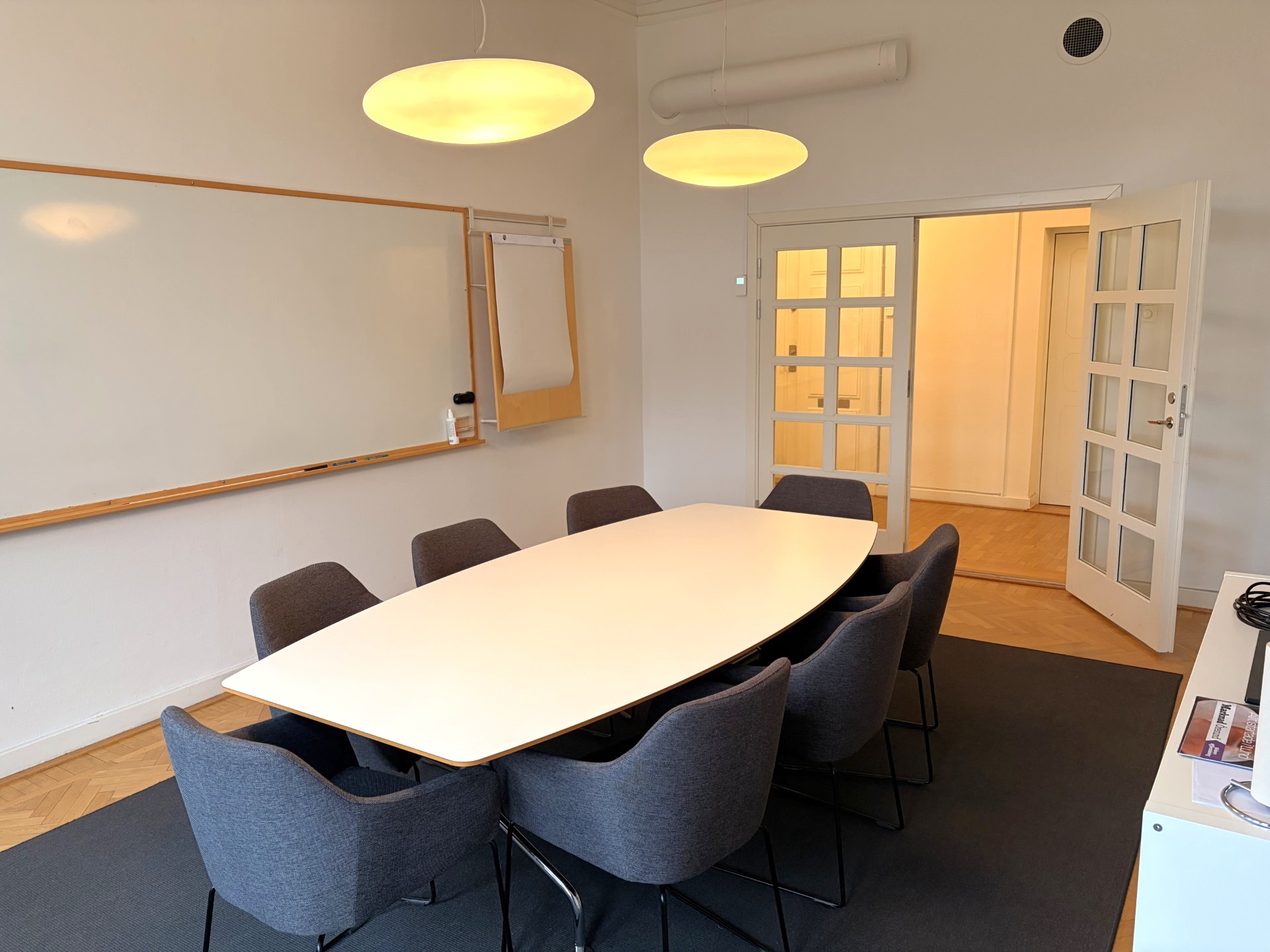Eget kontorsrum 12 kvm i Malmö – Lilla Torg 1 bild 3