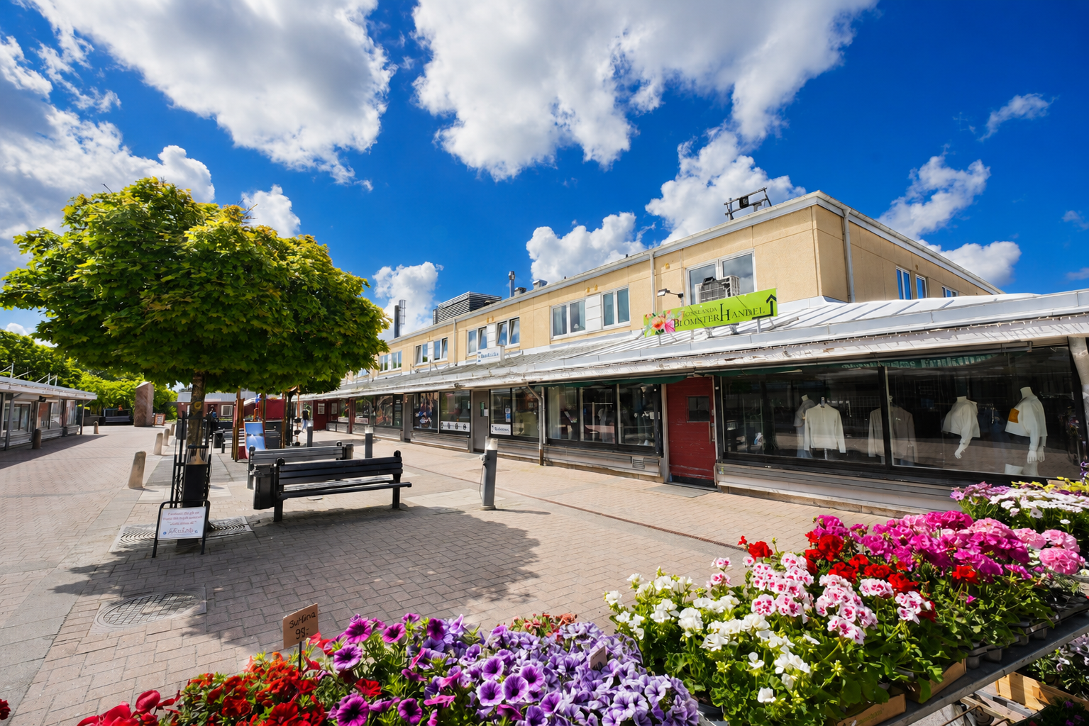Butikslokal 90 kvm på Torslanda Torg – Torslanda Torg 2-6 bild 2