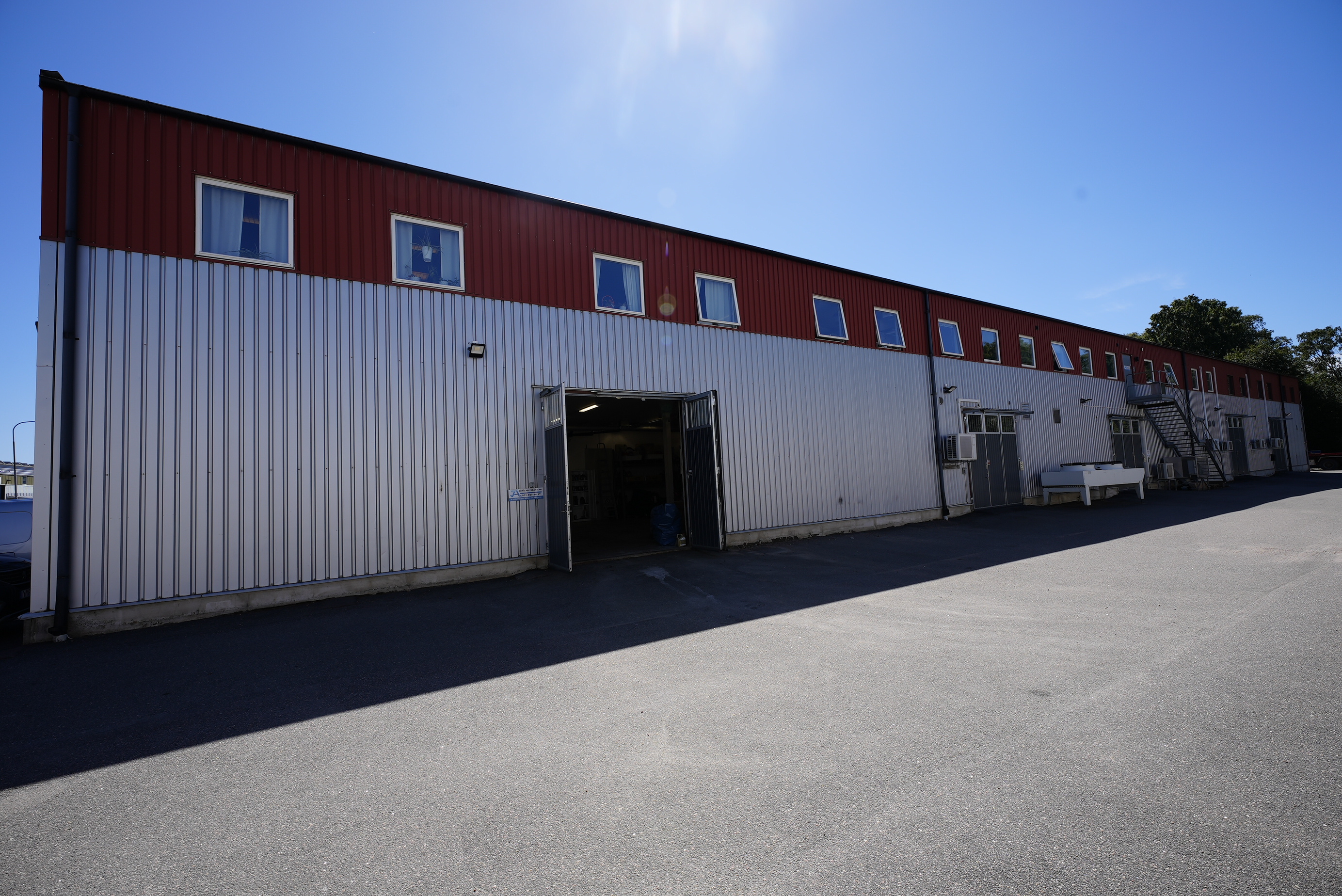 Verksamhetslokal med kontor och verkstad på Hisingen – Aröds Industriväg 60 bild 3